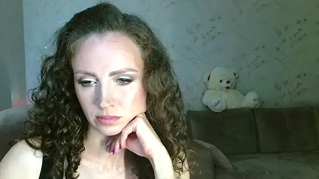 Snapshot of Amber_Carrol chatting on 19, 6, 2026 Amber Carrol online show from 19, 6, 2026