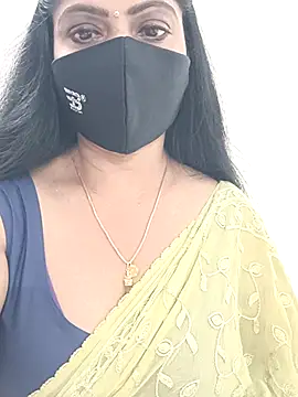 Snapshot of shivani27 chatting on 3, 2, 2026 shivani27 online show from 3, 2, 2026