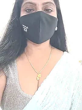 Snapshot of shivani27 chatting on 19, 2, 2026 shivani27 online show from 19, 2, 2026