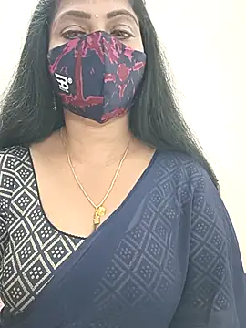 Snapshot of shivani27 chatting on 13, 3, 2026 shivani27 online show from 13, 3, 2026