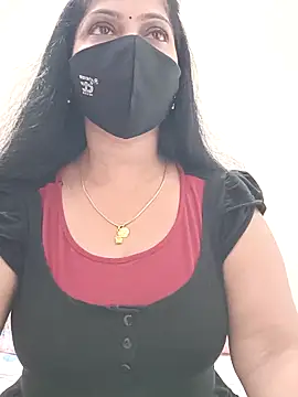 shivani27 online show from 19, 4, 2026