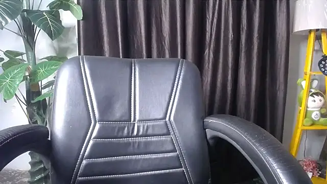 Snapshot of kiara_1122 chatting on 25, 4, 2026 kiara 1122 online show from 25, 4, 2026