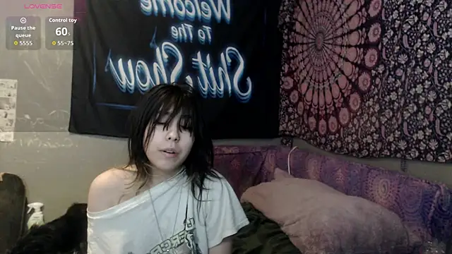 London Ray online show from 2, 10, 2025