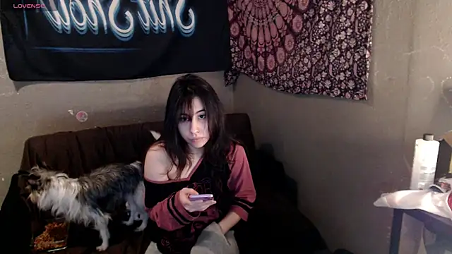 London Ray online show from 16, 4, 2026