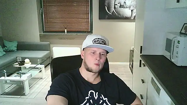 Snapshot of Dartanjanas13 chatting on 15, 10, 2025 Dartanjanas13 online show from 15, 10, 2025