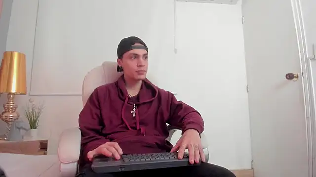 dark sun302 online show from 26, 11, 2025