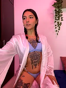 SurpriseMadlicia online show from 25, 9, 2025