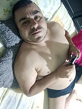 Snapshot of romiroom chatting on 22, 10, 2025 romiroom online show from 22, 10, 2025