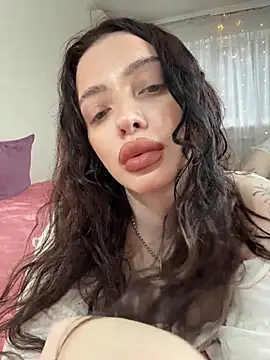 Hannah xBaby online show from 18, 11, 2025