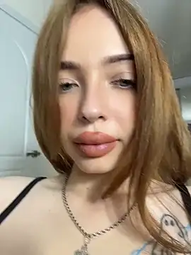 Snapshot of Hannah_xBaby chatting on 3, 6, 2026 Hannah xBaby online show from 3, 6, 2026