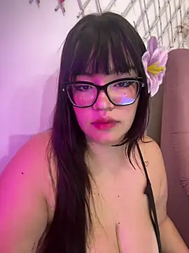 Emily Taylor2 online show from 10, 7, 2026