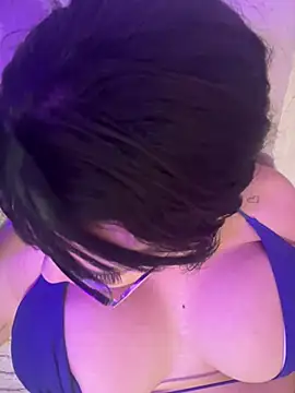 Emily Taylor2 online show from 25, 7, 2026