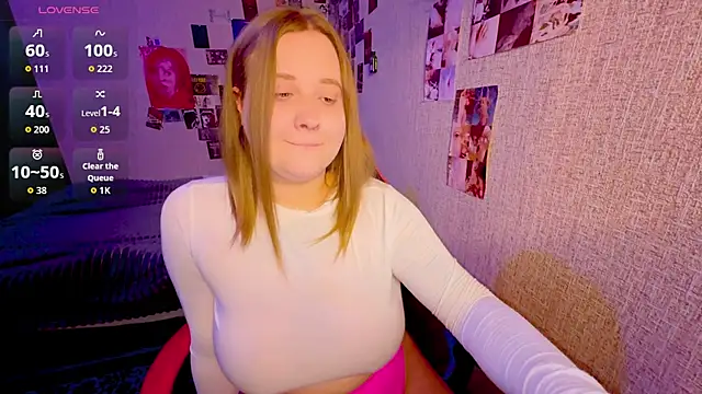 Snapshot of NaomiRey1 chatting on 16, 7, 2026 NaomiRey1 online show from 16, 7, 2026