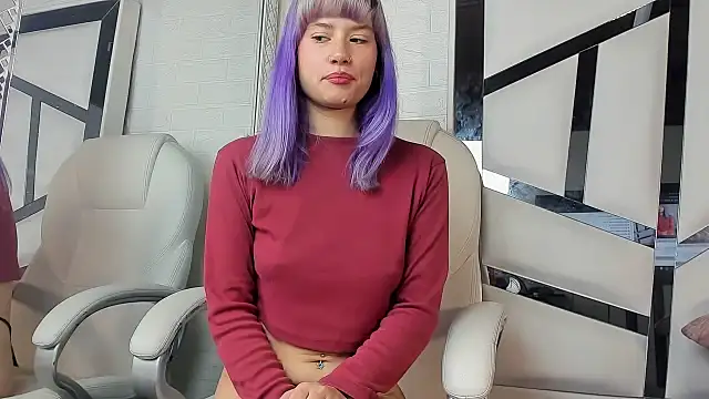 Snapshot of barbieambar chatting on 13, 11, 2025 barbieambar online show from 13, 11, 2025