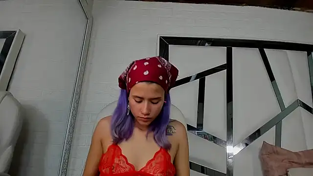 Snapshot of barbieambar chatting on 19, 11, 2025 barbieambar online show from 19, 11, 2025