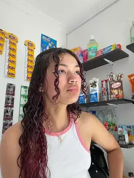 Snapshot of Camilla_Miller01 chatting on 26, 5, 2026 Camilla Miller01 online show from 26, 5, 2026