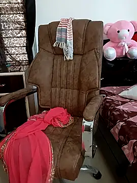 Snapshot of Niharika555 chatting on 4, 2, 2026 Niharika555 online show from 4, 2, 2026