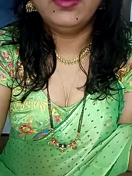 Snapshot of Niharika555 chatting on 15, 5, 2026 Niharika555 online show from 15, 5, 2026