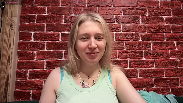 CitrusBlissss online show from 22, 11, 2025