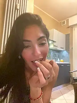 Snapshot of no-tabu chatting on 19, 6, 2026 no-tabu online show from 19, 6, 2026