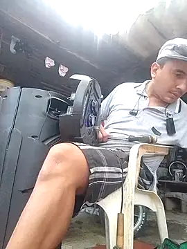 Snapshot of miroqui143 chatting on 17, 1, 2026 miroqui143 online show from 17, 1, 2026