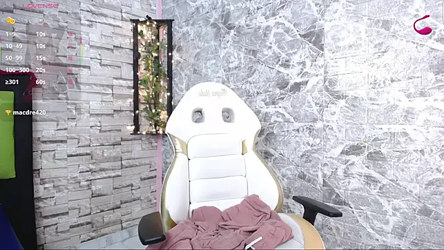 Snapshot of Kony_Lan chatting on 5, 11, 2025 Kony Lan online show from 5, 11, 2025