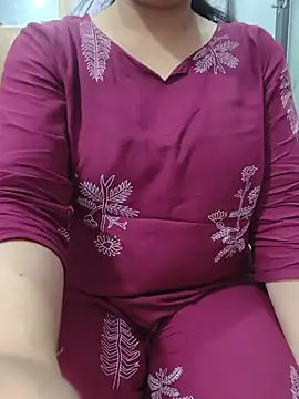 Snapshot of roshni_agrawal0 chatting on 24, 6, 2026 roshni agrawal0 online show from 24, 6, 2026