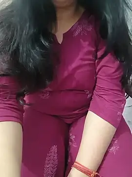 Snapshot of roshni_agrawal0 chatting on 8, 7, 2026 roshni agrawal0 online show from 8, 7, 2026