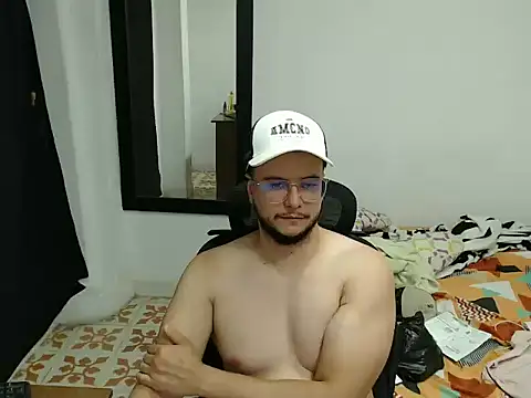 Snapshot of cloudsxxx chatting on 13, 2, 2026 cloudsxxx online show from 13, 2, 2026