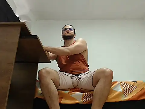 Snapshot of cloudsxxx chatting on 2, 5, 2026 cloudsxxx online show from 2, 5, 2026