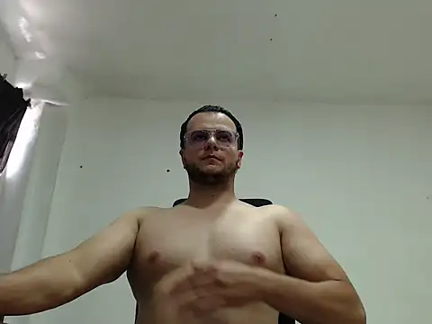 Snapshot of cloudsxxx chatting on 6, 5, 2026 cloudsxxx online show from 6, 5, 2026