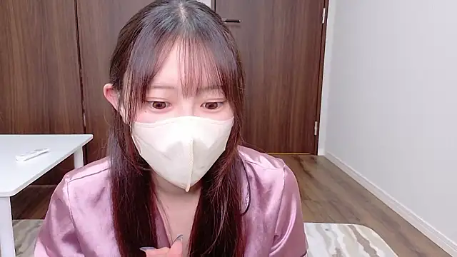 MOEMOE-Q online show from 9, 11, 2025