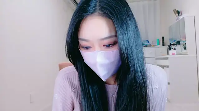 Snapshot of ramuchan_desu chatting on 29, 10, 2025 ramuchan desu online show from 29, 10, 2025