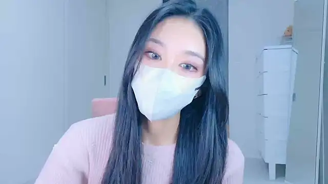 Snapshot of ramuchan_desu chatting on 29, 11, 2025 ramuchan desu online show from 29, 11, 2025