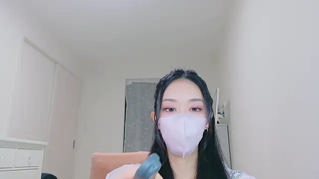 Snapshot of ramuchan_desu chatting on 7, 7, 2026 ramuchan desu online show from 7, 7, 2026