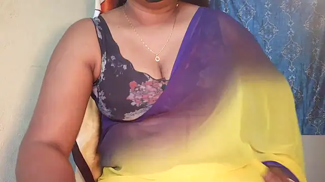 Snapshot of Pavani-Sexy chatting on 7, 6, 2026 Pavani-Sexy online show from 7, 6, 2026
