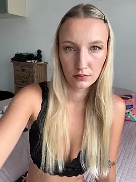 Snapshot of NattieBoo chatting on 2, 7, 2026 NattieBoo online show from 2, 7, 2026