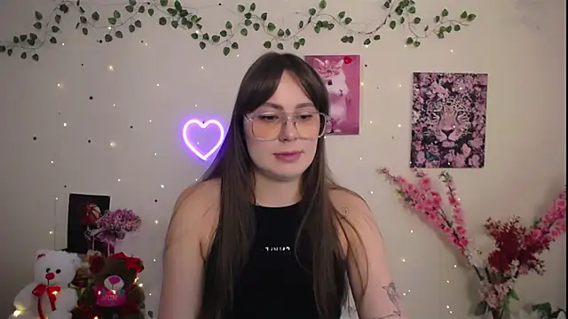 Amanda Bright  online show from 30, 5, 2026