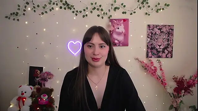 Snapshot of Amanda_Bright_ chatting on 12, 6, 2026 Amanda Bright online show from 12, 6, 2026