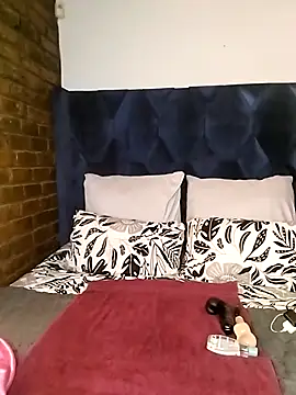 Snapshot of SeductionBoobs chatting on 4, 6, 2026 SeductionBoobs online show from 4, 6, 2026