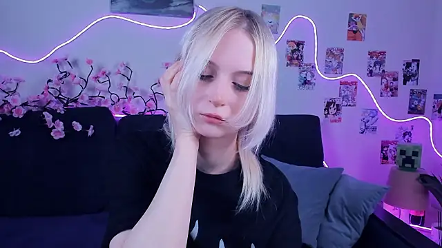 Snapshot of Megan--chan chatting on 17, 1, 2026 Megan--chan online show from 17, 1, 2026