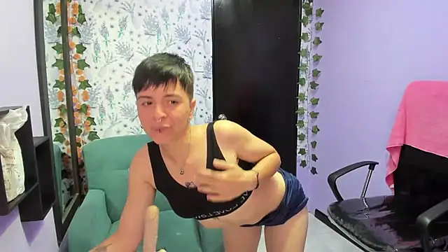 Snapshot of _Hannah_Hot chatting on 18, 10, 2025 Hannah Hot online show from 18, 10, 2025