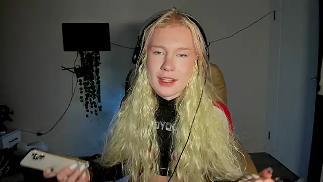 Sasyhk0 online show from 16, 12, 2025