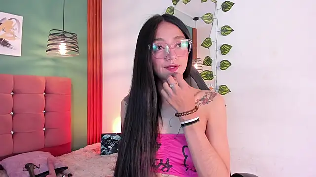 raven smith  online show from 24, 5, 2026