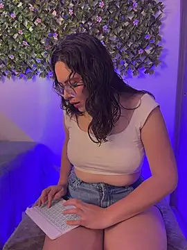 Katheerine online show from 25, 11, 2025