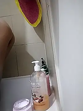 Mamii Dolcee online show from 5, 2, 2026