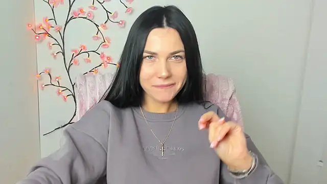 Snapshot of Lune_Moon chatting on 13, 2, 2026 Lune Moon online show from 13, 2, 2026