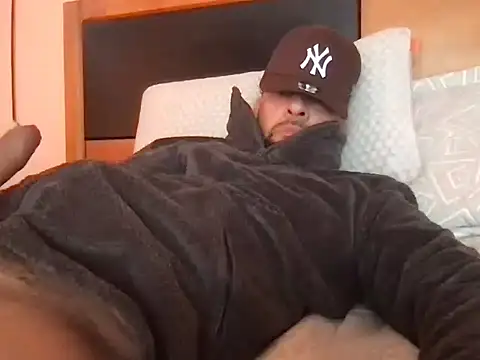 chilenito hot  online show from 22, 7, 2026