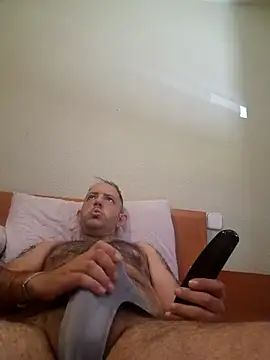 Snapshot of aries41s chatting on 1, 10, 2025 aries41s online show from 1, 10, 2025