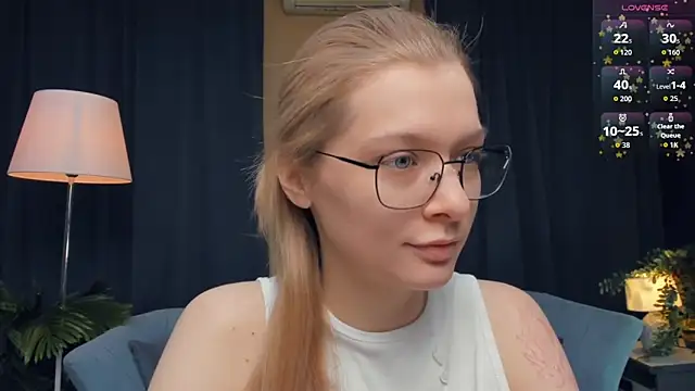 Snapshot of MerciaGaler chatting on 9, 11, 2025 MerciaGaler online show from 9, 11, 2025